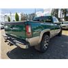 Image 9 : DUNCAN - 2000 CHEVROLET SILVERADO GREEN "NO RESERVE" 387226 KMS - D109434