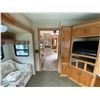 Image 39 : Parksville - 2005 Montanna 5th wheel White  - D705691