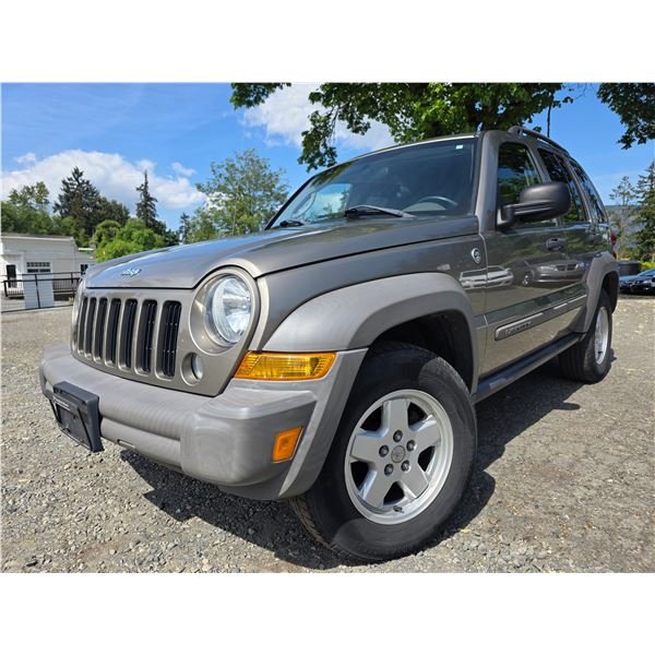 DUNCAN - 2007 JEEP LIBERTY GREEN 287632 KMS - D711161