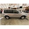 Image 12 : PARKSVILLE - 2005 NISSAN X-TRAIL GRAY 233352 KMS - B112603