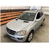 Image 4 : PARKSVILLE - 2008 MERCEDES-BENZ M-CLASS GRAY 274957 KMS - B422030