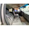Image 39 : PARKSVILLE - 2003 CHEVROLET AVALANCHE GREY 266165 KMS - D122144