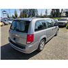 Image 10 : DUNCAN - 2013 DODGE GRAND CARAVAN SILVER  186186 KMS - D668075
