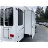 Image 17 : Parksville - 2005 Keystone Laredo White  - D458538