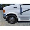Image 19 : PARKSVILLE - 2005 FORD E-450 WHITE 86367 KMS - PA99530