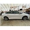 Image 11 : PARKSVILLE - 2015 CHRYSLER 200 WHITE 217115 KMS - B727855