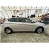 Image 11 : PARKSVILLE - 2012 HYUNDAI ACCENT GREY 216634 KMS - B056279