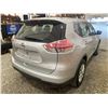 Image 15 : PARKSVILLE - 2015 NISSAN ROGUE SILVER 212360 KMS - D530983