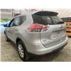 Image 20 : PARKSVILLE - 2015 NISSAN ROGUE SILVER 212360 KMS - D530983
