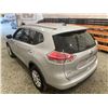 Image 22 : PARKSVILLE - 2015 NISSAN ROGUE SILVER 212360 KMS - D530983