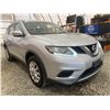 Image 8 : PARKSVILLE - 2015 NISSAN ROGUE SILVER 212360 KMS - D530983