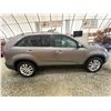 Image 11 : PARKSVILLE - 2011 KIA SORENTO GREY 209278 KMS - J141511