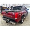 Image 15 : PARKSVILLE - 2004 CHEVROLET AVALANCHE RED 399361 KMS - D323046A