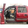 Image 47 : PARKSVILLE - 2004 CHEVROLET AVALANCHE RED 399361 KMS - D323046A