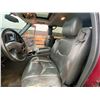 Image 50 : PARKSVILLE - 2004 CHEVROLET AVALANCHE RED 399361 KMS - D323046A