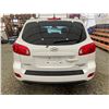 Image 18 : PARKSVILLE - 2009 HYUNDAI SANTA FE WHITE 215503 KMS - D313601A