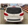 Image 19 : PARKSVILLE - 2009 HYUNDAI SANTA FE WHITE 215503 KMS - D313601A