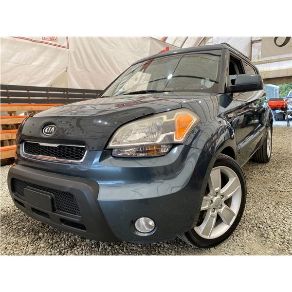 PARKSVILLE - 2011 KIA SOUL BLUE 203536 KMS - D348827