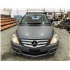 Image 6 : PARKSVILLE - 2010 MERCEDES-BENZ B200 GREY 137833 KMS - J509223