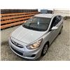 Image 4 : PARKSVILLE - 2012 HYUNDAI ACCENT GREY 216634 KMS - B056279