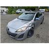 Image 2 : DUNCAN - 2011 MAZDA MAZDA3 SILVER 320483 KMS - D427604