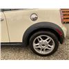 Image 29 : PARKSVILLE - 2010 MINI COOPER CREAN 121552 KMS - BZ70736