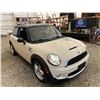 Image 9 : PARKSVILLE - 2010 MINI COOPER CREAN 121552 KMS - BZ70736