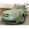 Image 1 : PARKSVILLE - 2010 HYUNDAI ACCENT GREEN 91417 KMS - B183641