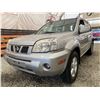 Image 2 : PARKSVILLE - 2005 NISSAN X-TRAIL GRAY 233352 KMS - B112603