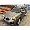 Image 4 : PARKSVILLE - 2011 KIA SORENTO GREY 209278 KMS - J141511