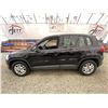 Image 23 : PARKSVILLE - 2009 VOLKSWAGEN TIGUAN BLACK 223600 KMS - B539194