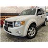 Image 1 : PARKSVILLE - 2011 FORD ESCAPE WHITE 200982 KMS - BB68723