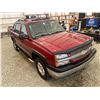Image 10 : PARKSVILLE - 2004 CHEVROLET AVALANCHE RED 399361 KMS - D323046A