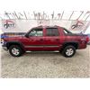 Image 23 : PARKSVILLE - 2004 CHEVROLET AVALANCHE RED 399361 KMS - D323046A