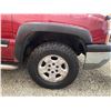 Image 25 : PARKSVILLE - 2004 CHEVROLET AVALANCHE RED 399361 KMS - D323046A