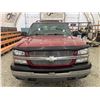 Image 6 : PARKSVILLE - 2004 CHEVROLET AVALANCHE RED 399361 KMS - D323046A
