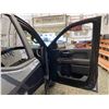 Image 37 : PARKSVILLE - 2020 CHEVROLET SILVERADO GREY 174171 KMS - D352893