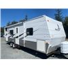 Image 1 : Parksville - 2008 Mallard 28 ft travel trailer White  - P498857