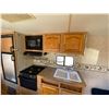 Image 22 : Parksville - 2008 Mallard 28 ft travel trailer White  - P498857