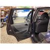 Image 46 : PARKSVILLE - 2008 HONDA FIT BLUE PURPLE 242786 KMS - B808018
