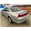 Image 21 : PARKSVILLE - 1999 HONDA ACCORD SILVER 248133 KMS - B801454