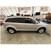 Image 12 : PARKSVILLE - 2014 DODGE JOURNEY SILVER 187031 KMS - B260182
