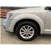 Image 31 : PARKSVILLE - 2014 DODGE JOURNEY SILVER 187031 KMS - B260182