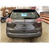 Image 18 : PARKSVILLE - 2016 NISSAN ROGUE GRAY 224911 KMS - B808130A