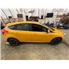Image 12 : PARKSVILLE - 2012 FORD FOCUS YELLOW 236083 KMS - D116200