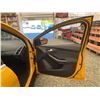Image 37 : PARKSVILLE - 2012 FORD FOCUS YELLOW 236083 KMS - D116200