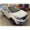 Image 10 : PARKSVILLE - 2012 KIA SPORTAGE WHITE 153614 KMS - D310190