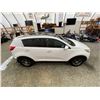 Image 13 : PARKSVILLE - 2012 KIA SPORTAGE WHITE 153614 KMS - D310190