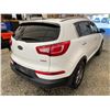 Image 15 : PARKSVILLE - 2012 KIA SPORTAGE WHITE 153614 KMS - D310190