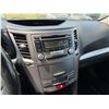 Image 39 : DUNCAN - 2013 SUBARU OUTBACK WHITE  166240 KMS - D315998